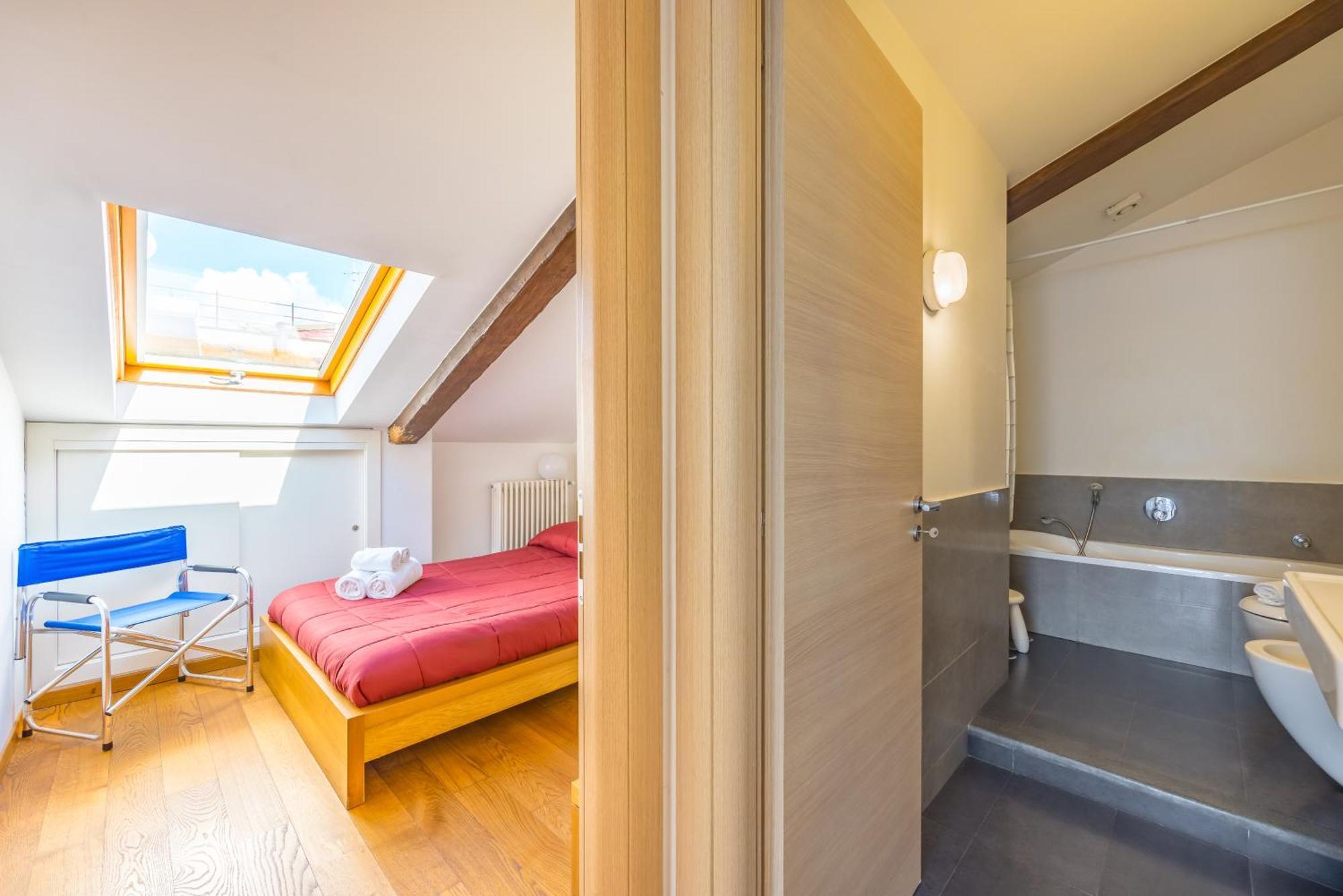 Апартаменты Duomo Grand Family Loft Неаполь Экстерьер фото