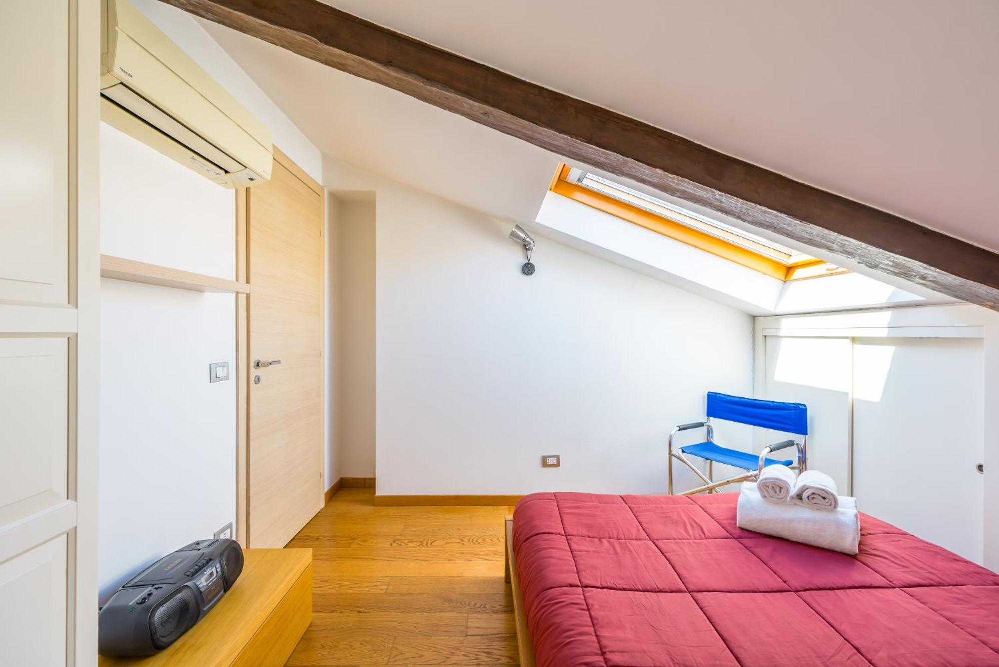 Апартаменты Duomo Grand Family Loft Неаполь Экстерьер фото